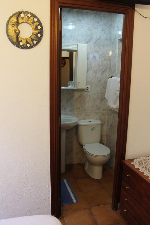 Hostal Xucar Madrid Ruang foto