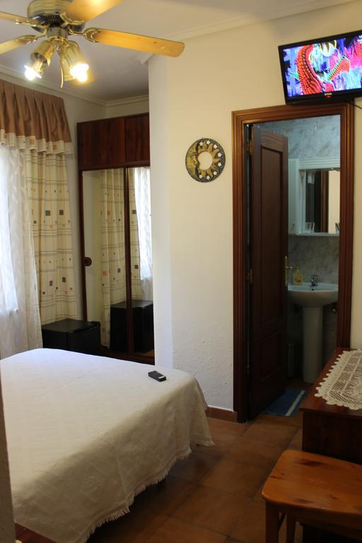 Hostal Xucar Madrid Ruang foto